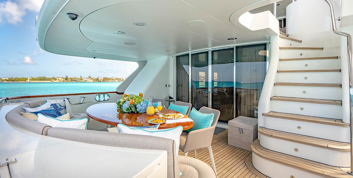 Aboard HEAVEN CAN WAIT a 115ft (35.05m) luxury motor yacht for Charter available with Fraser Yachts, built by BENETTI in 2006