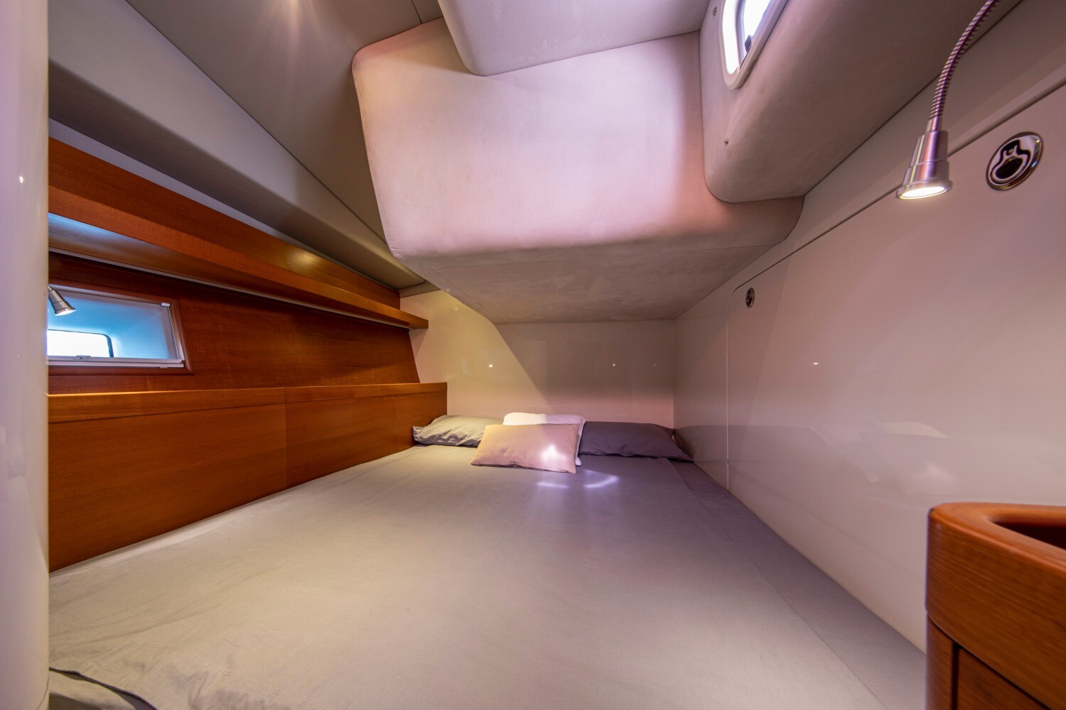 Aboard GEOMETRY a ft (21.95m) luxury sailing yacht , built by SEAWAY in 2009