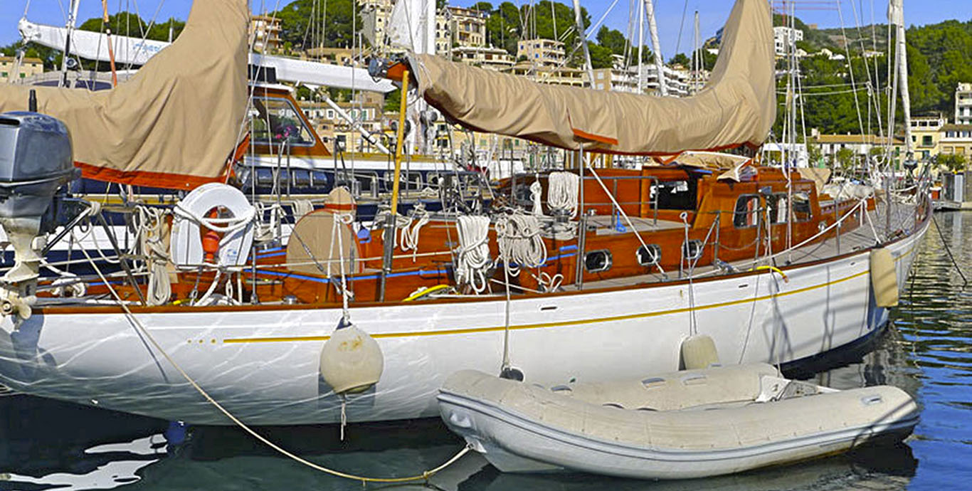 Aboard GIANNELLA a 64ft (19.6m) luxury sailing yacht for Sale available with Fraser Yachts, built by SANGERMANI in 1966