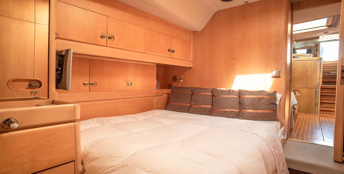 Aboard OYA a 98ft (30m) luxury sailing yacht , built by CAMPER & NICHOLSONS in 1989