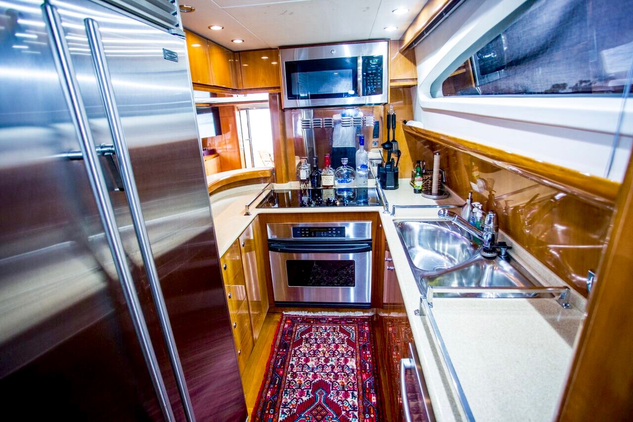 AVICCI motor yacht for Sale by Fraser Yachts, built by VIKING PRINCESS