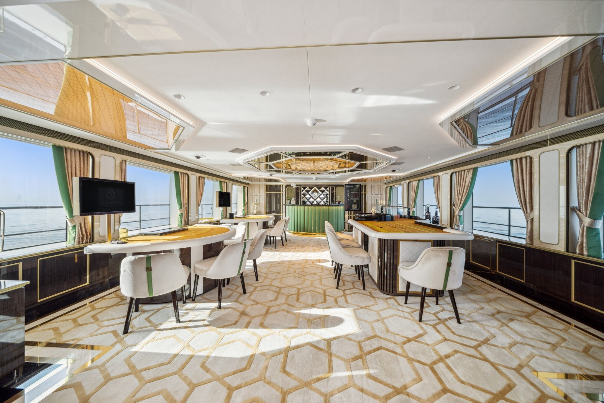 BOMBAY motor yacht for Sale & Charter by Fraser Yachts, built by BENETTI