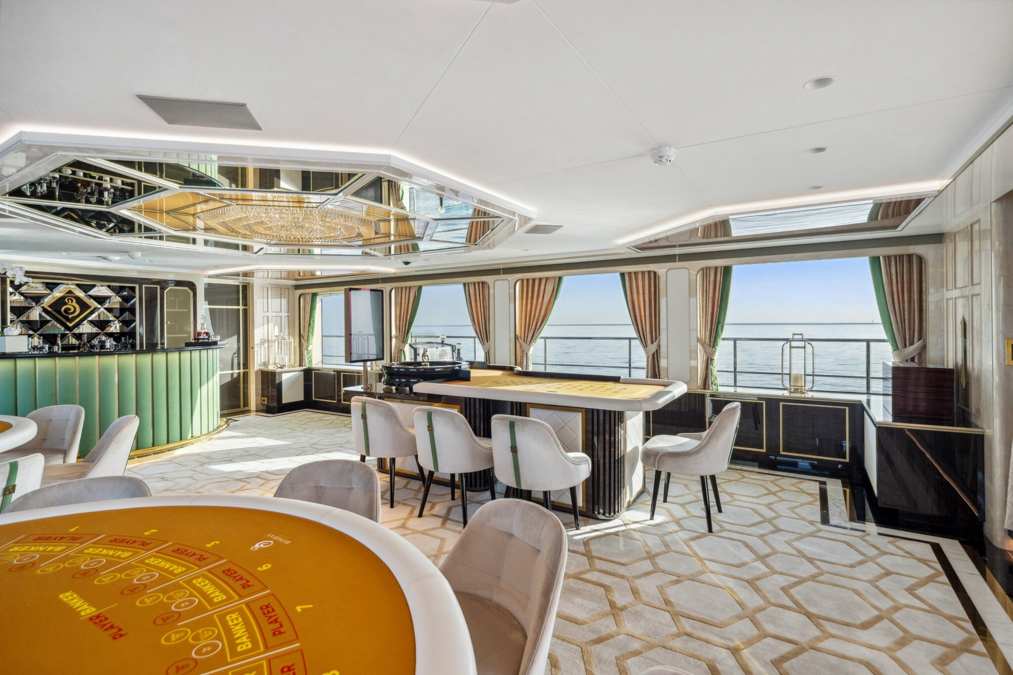 BOMBAY motor yacht for Sale & Charter by Fraser Yachts, built by BENETTI
