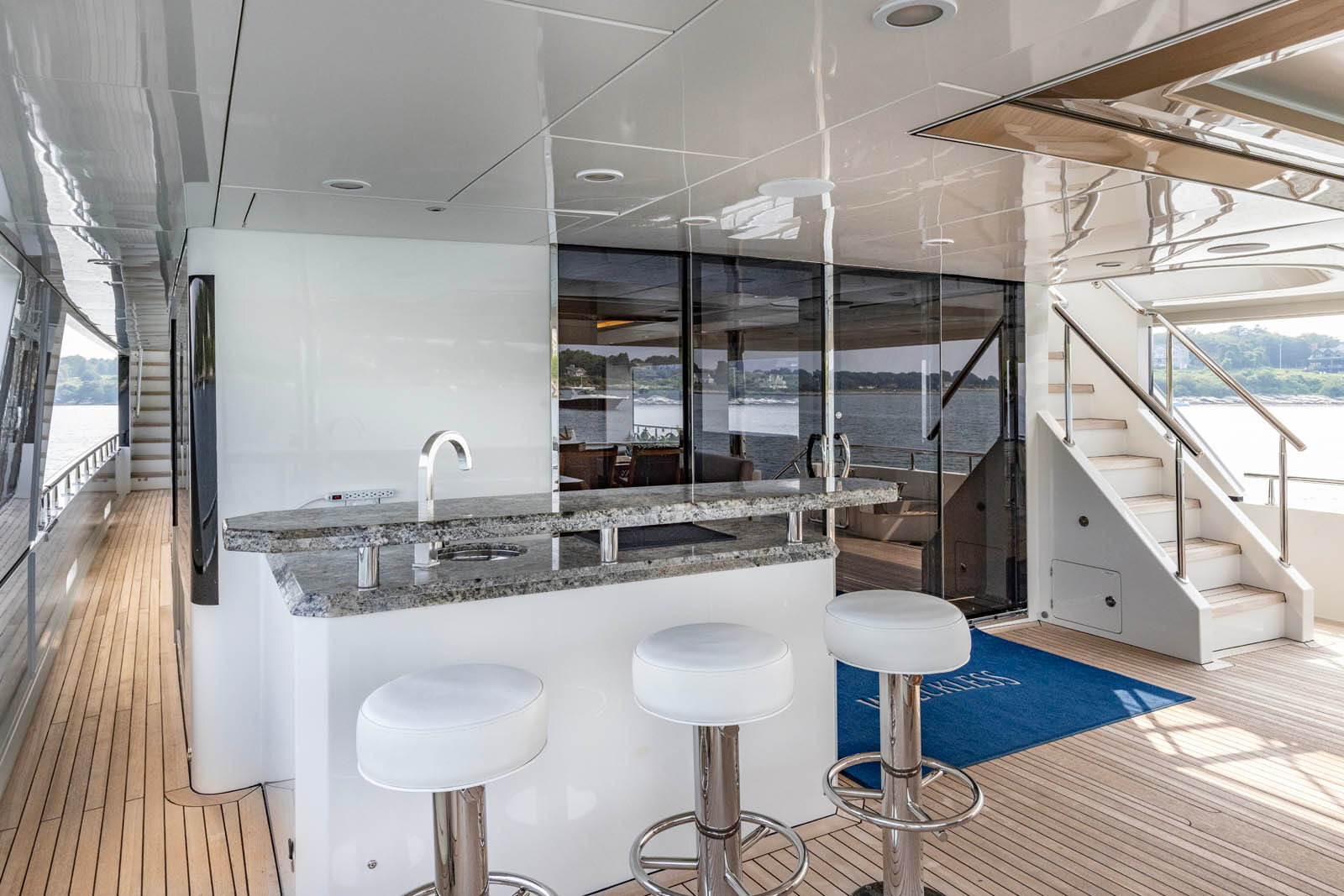 WRECKLESS motor yacht for Sale by Fraser Yachts, built by OCEAN ALEXANDER