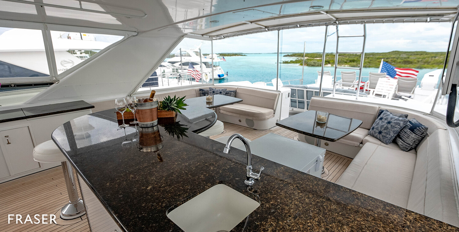 $300,000 price drop on 31m Hatteras motor yacht Tie Breaker