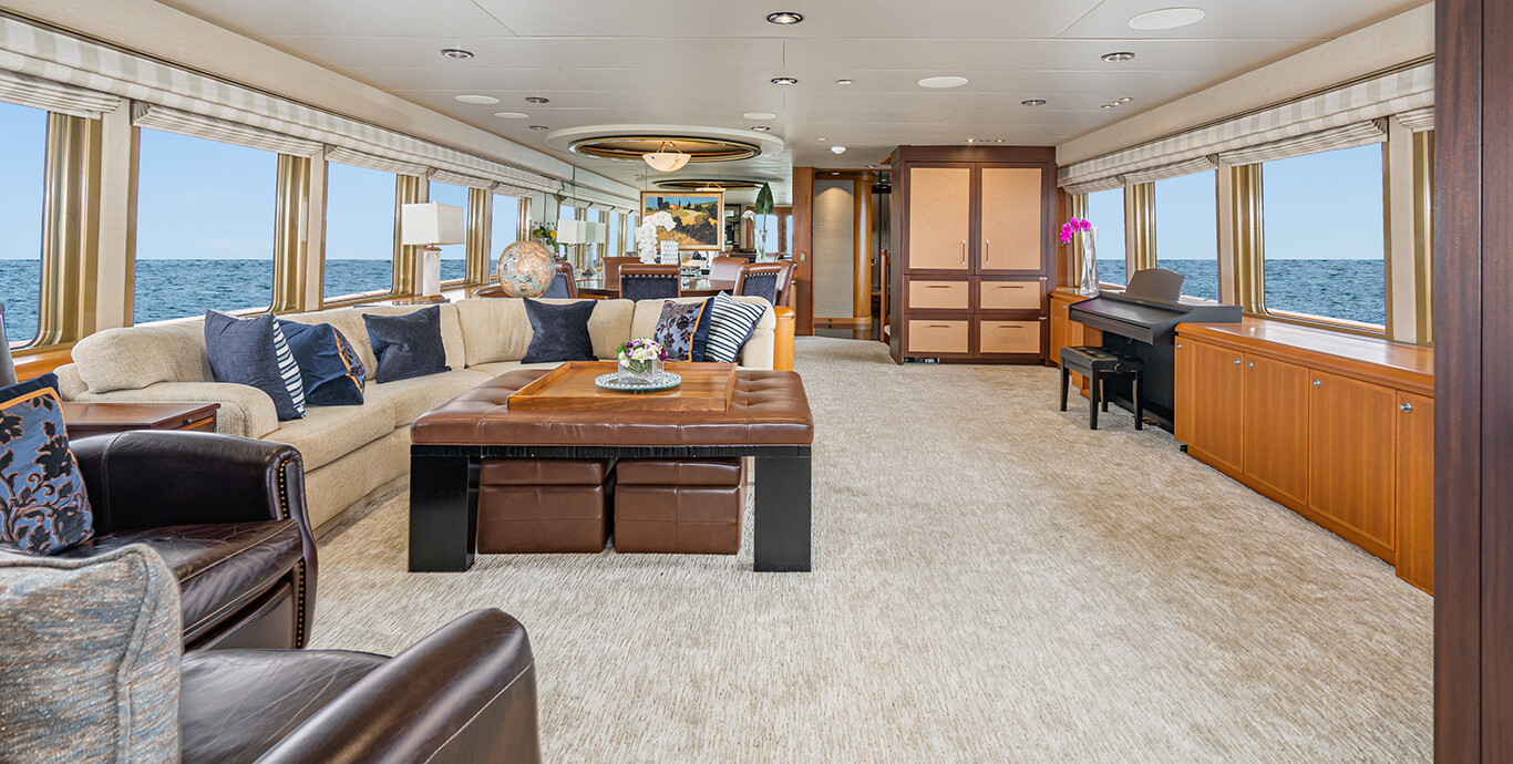 Aboard AFTERGLOW a 126ft (38.4m) luxury motor yacht for Sale available with Fraser Yachts, built by CHRISTENSEN in 1992