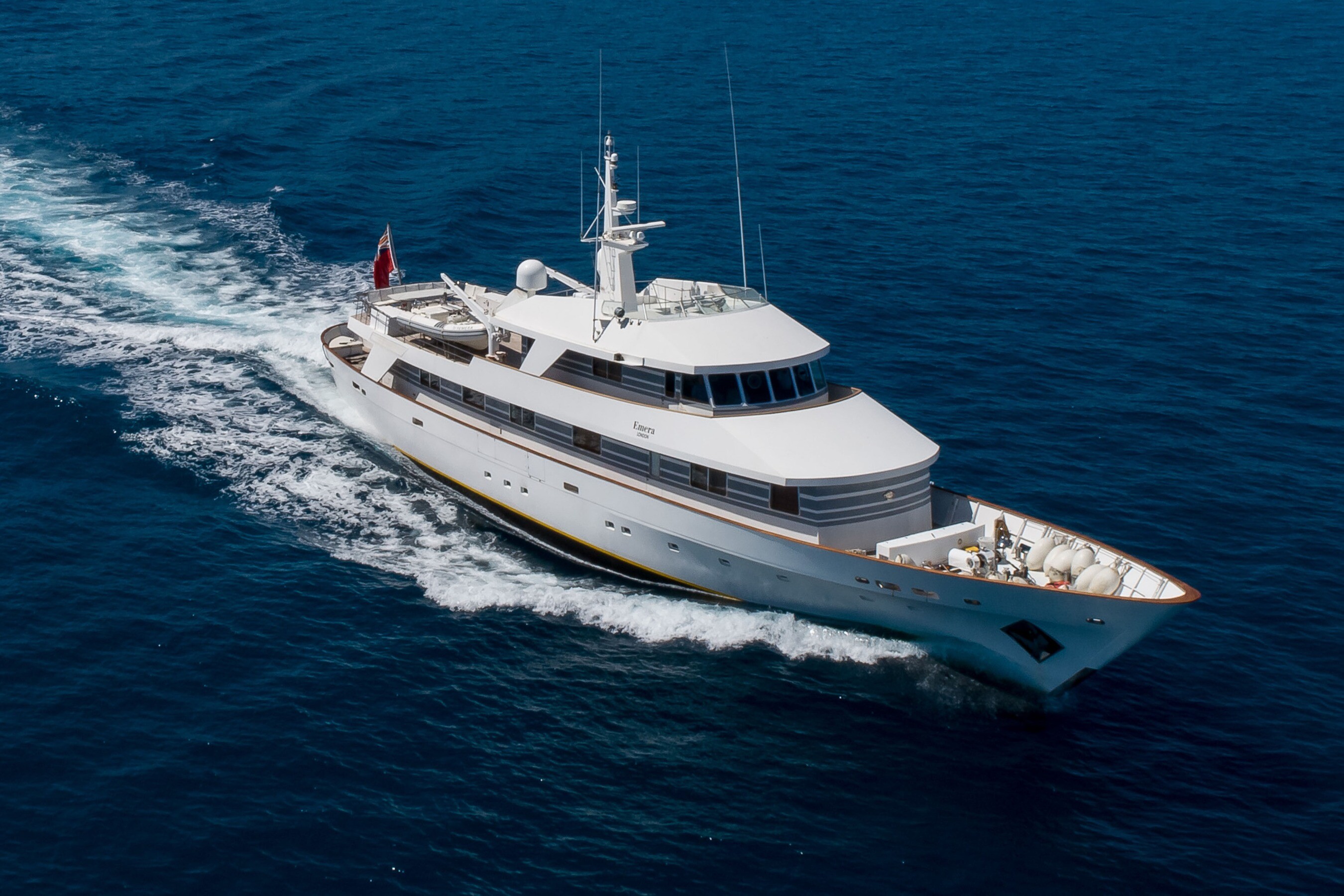 Aboard EMERA a 129ft (39.43m) luxury motor yacht for Sale available with Fraser Yachts, built by CAMPER & NICHOLSONS in 1974