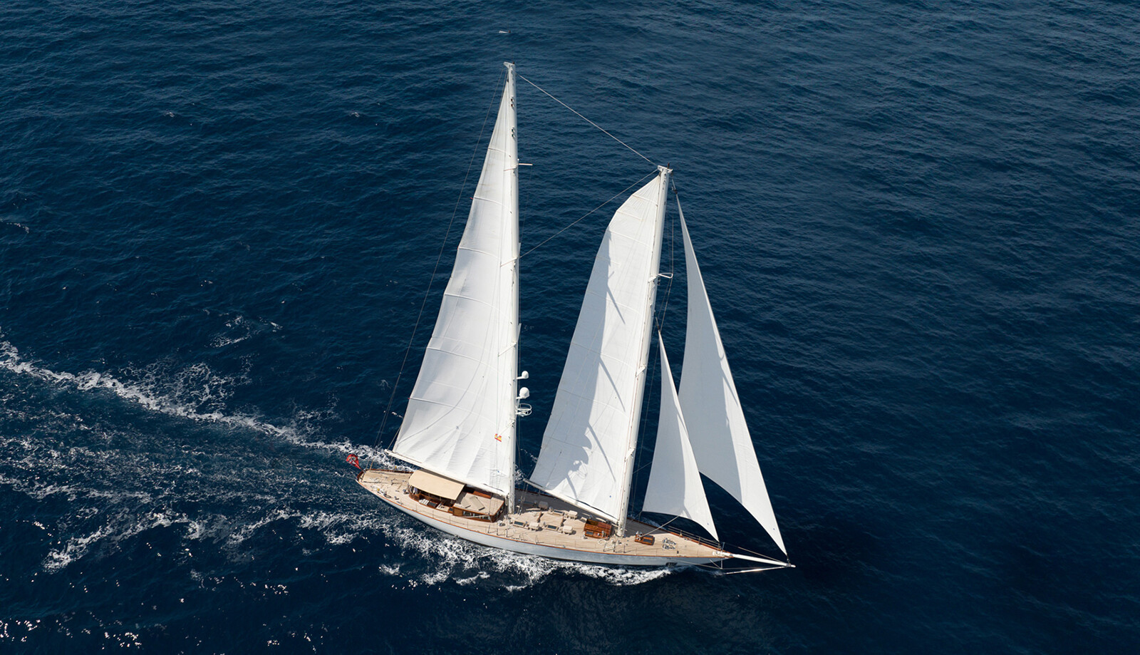 Aboard GWEILO a 155ft (47.4m) luxury sailing yacht for Sale available with Fraser Yachts, built by MENGI YAY in 2009