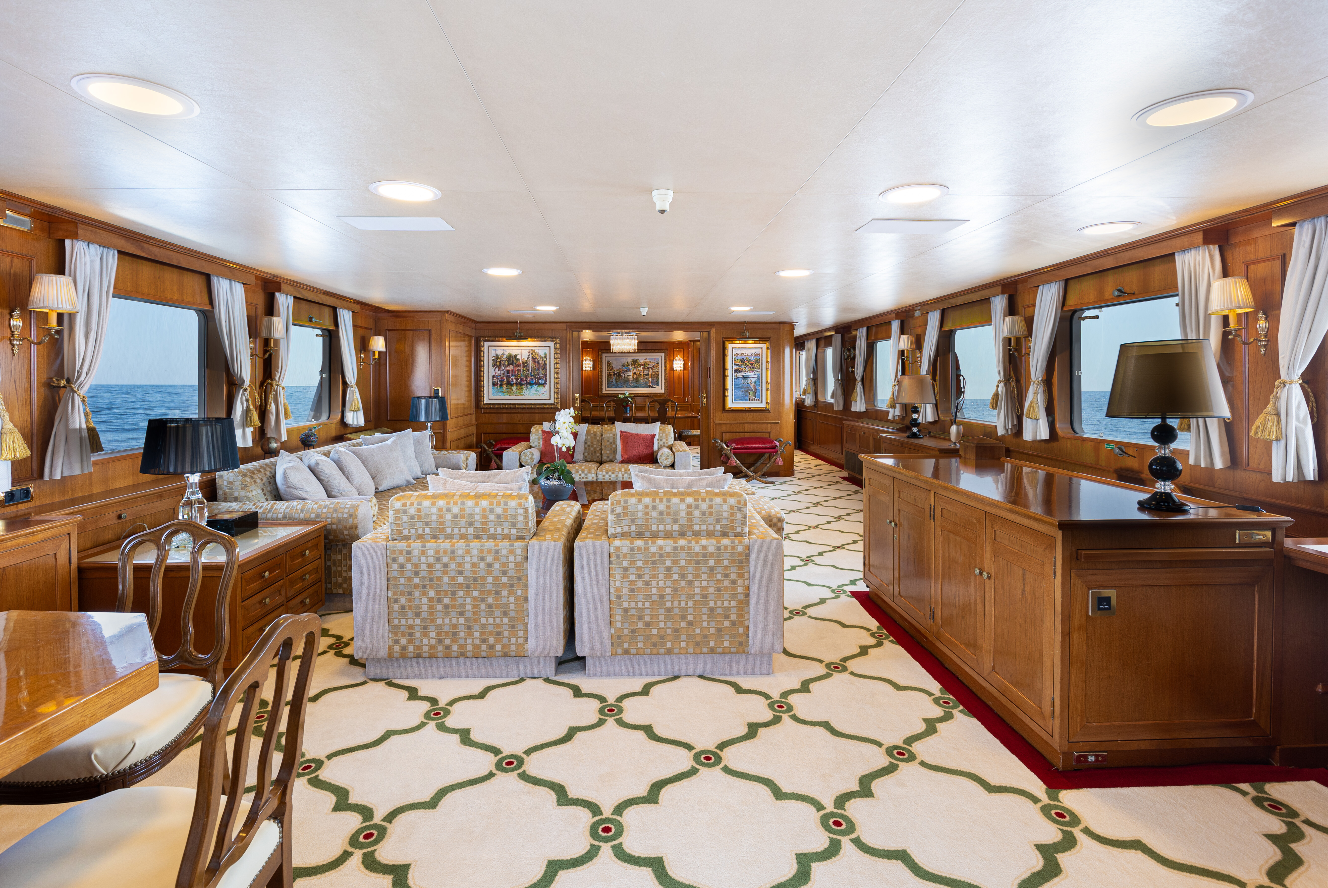 GIN TONIC Yacht for Sale Fraser