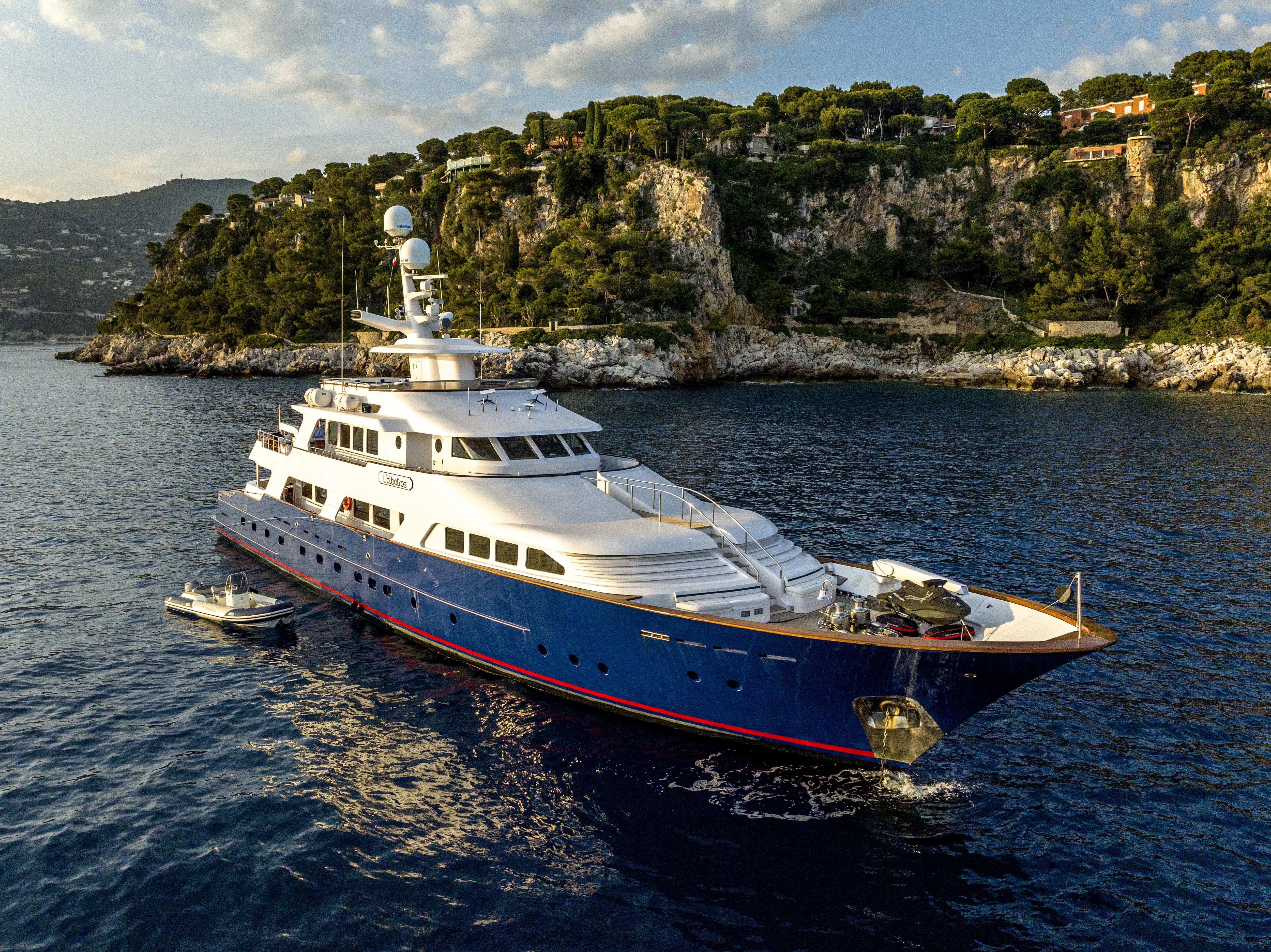 L'ALBATROS motor yacht for Sale & Charter by Fraser Yachts, built by STERLING YACHTING