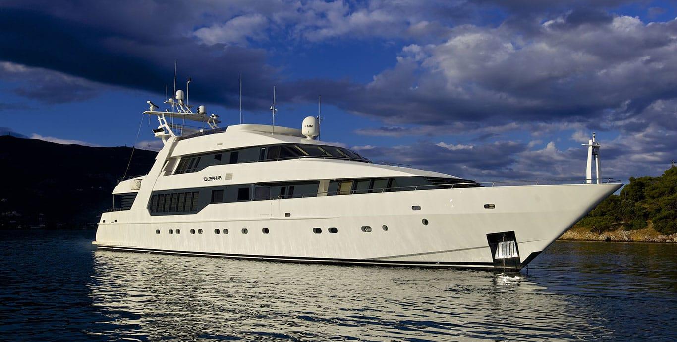 Aboard O'LEANNA a 142ft (43.51m) luxury motor yacht , built by MARINTEKNIK VERKSTADS AB in 1992