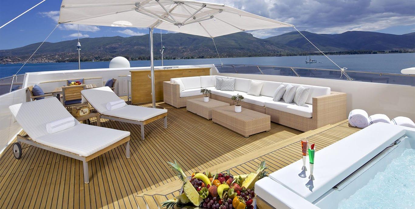 Aboard O'LEANNA a 142ft (43.51m) luxury motor yacht , built by MARINTEKNIK VERKSTADS AB in 1992
