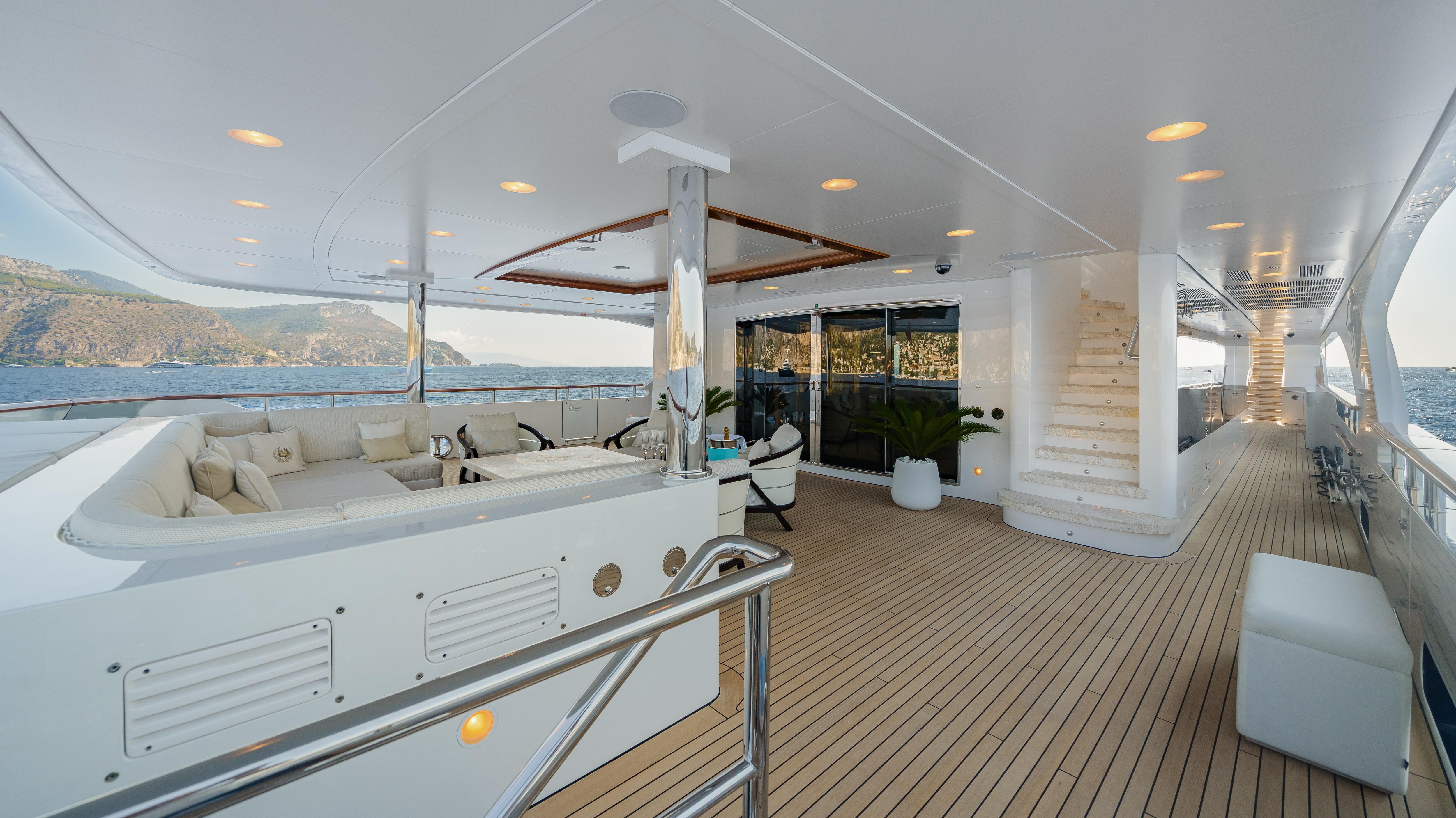 RHINO motor yacht for Sale by Fraser Yachts, built by BENETTI