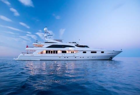 Aboard AIR a 163ft (49.9m) luxury motor yacht , built by BENETTI in 1998