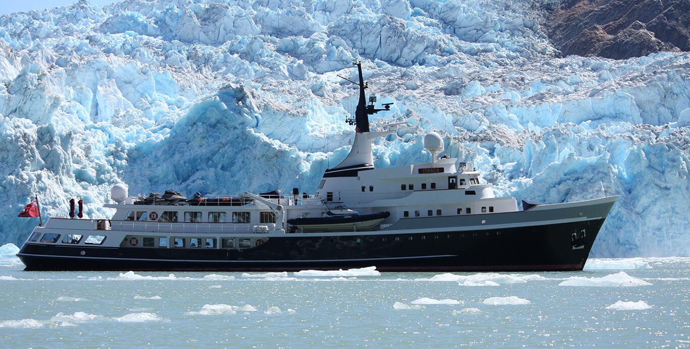 Aboard ITASCA a 175ft (53.6m) luxury motor yacht , built by J. & K. SMITS SCHEEPSWERVEN N.V. in 1961