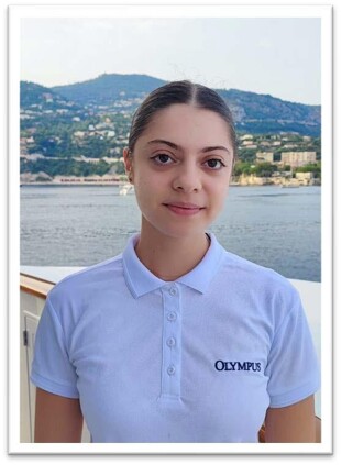 https://media.fraseryachts.com/Yachts/Y3480_MC/images/yachtfolio/crew/434801-thv2L99B.jpg?vh=f624bf&w=310