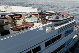 https://media.fraseryachts.com/Yachts/Y3480_MC/images/yachtfolio/olympus-sun-deck_401757-BcgXagpi.jpg?vh=f40011&w=310