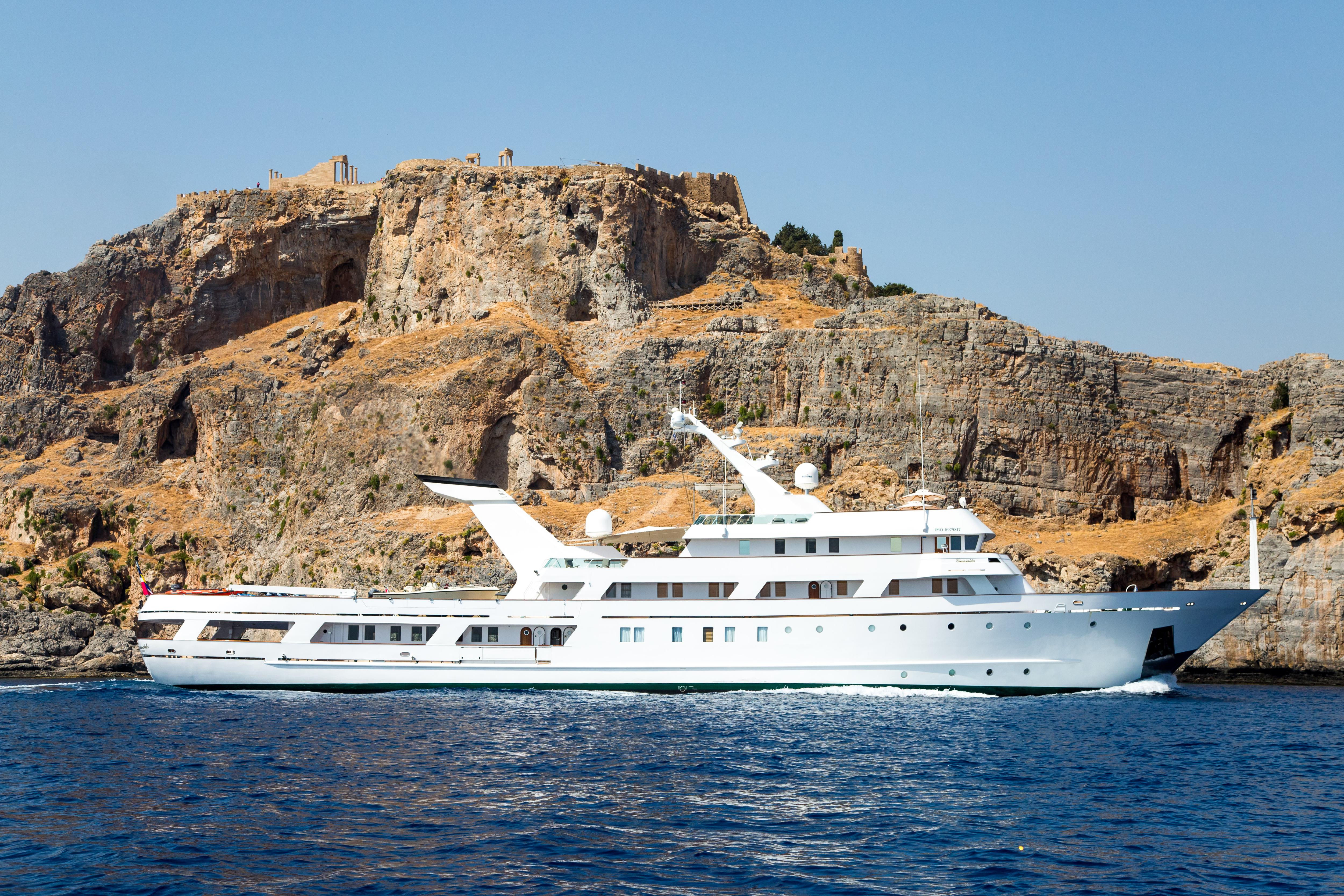ESMERALDA motor yacht for Charter by Fraser Yachts, built by CODECASA