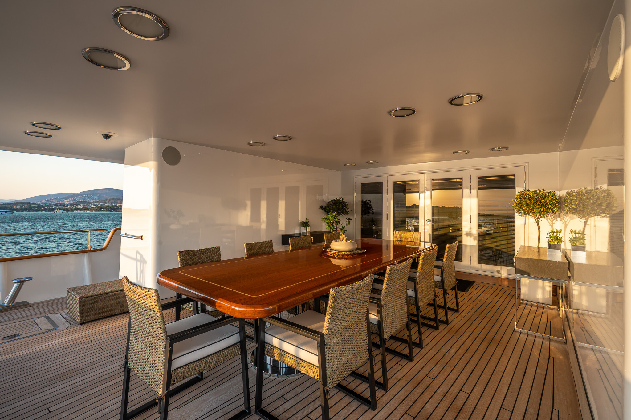 ADAMAS V motor yacht for Sale by Fraser Yachts, built by CANTIERE NAVALE NICOLINI