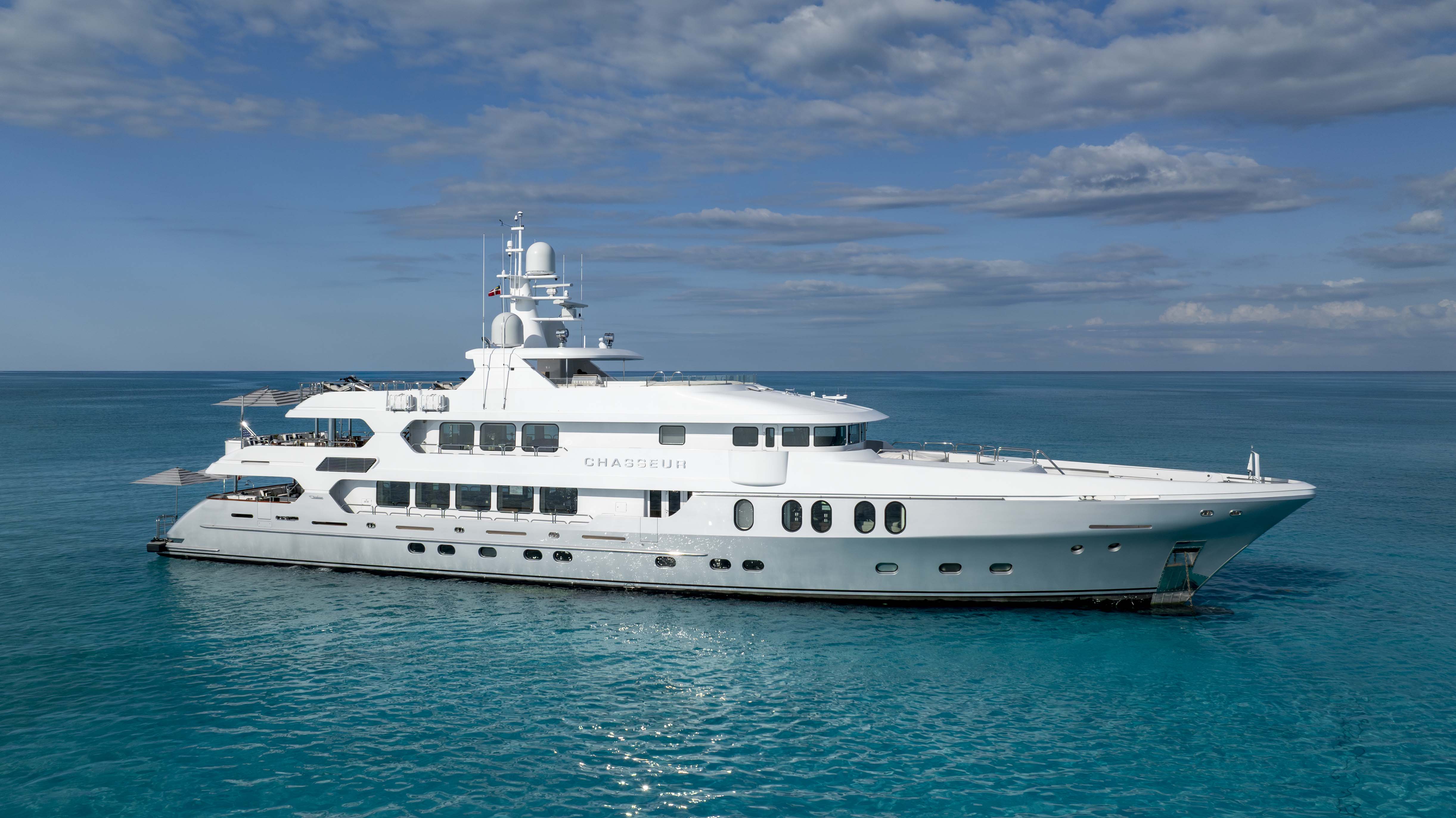 CHASSEUR motor yacht for Charter by Fraser Yachts, built by CHRISTENSEN