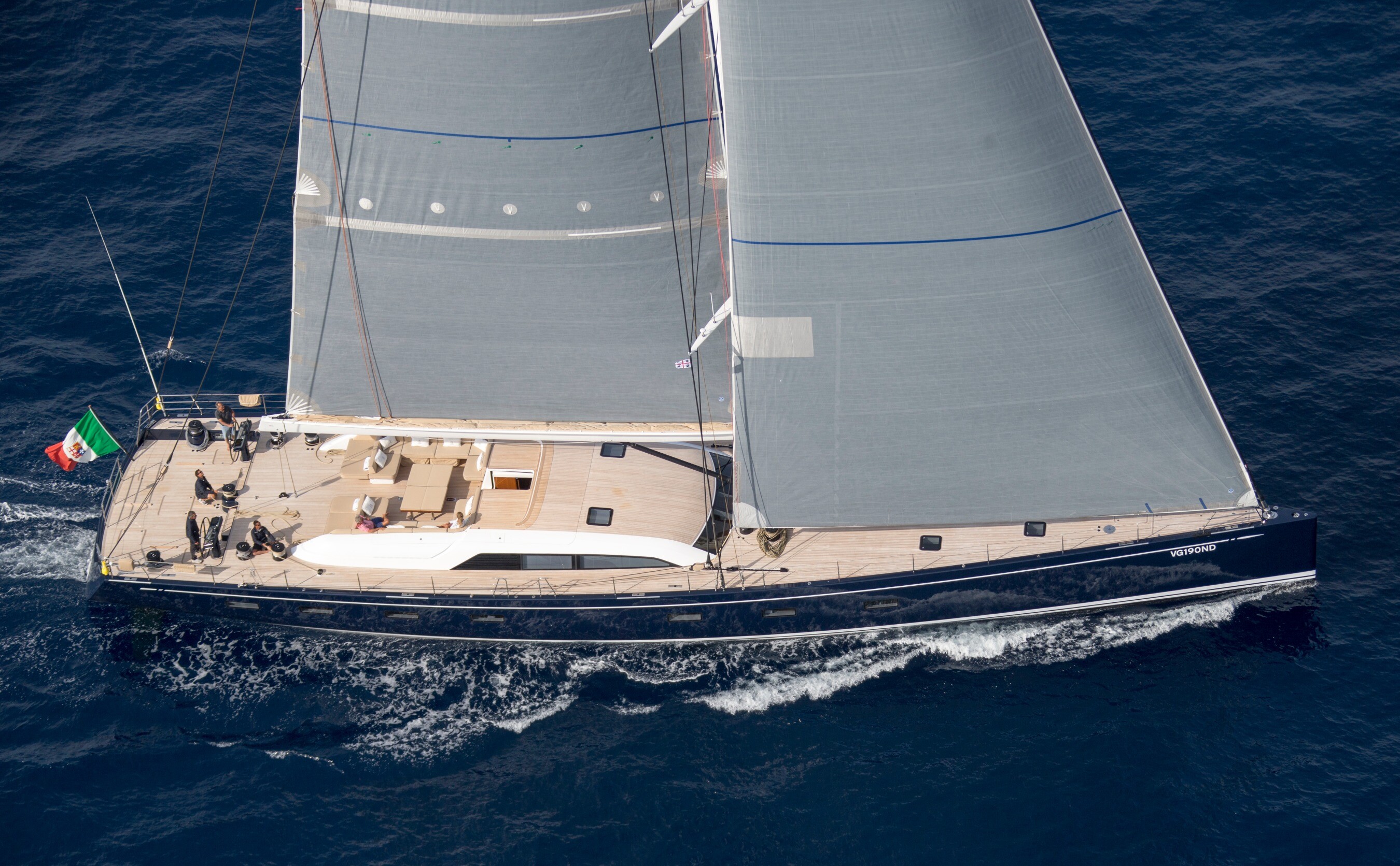 SOLLEONE Yacht for Sale | Fraser