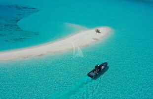 https://media.fraseryachts.com/Yachts/Y3745_MC_MC/images/yachtfolio/bold-cruising-in-exumas_171839-nr8ziDRf.jpg?vh=e5056b&w=310