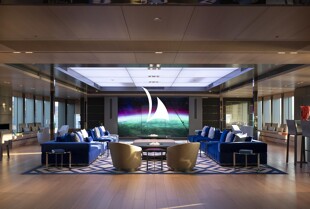 https://media.fraseryachts.com/Yachts/Y3745_MC_MC/images/yachtfolio/bold-owner-s-deck-main-saloon_137532-45VX4TDw.jpg?vh=f8cf05&w=310