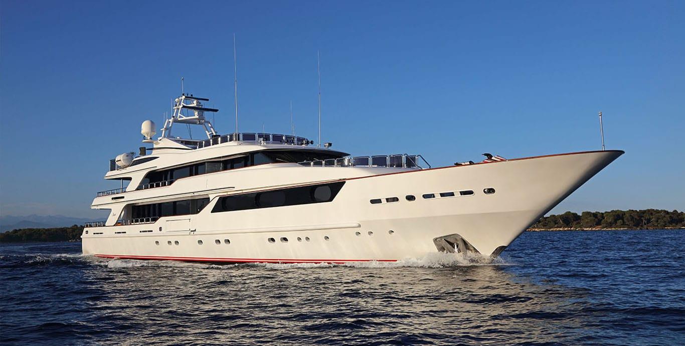 Aboard BENETTI 50M FB 215 a 164ft (49.99m) luxury motor yacht , built by BENETTI in 1996