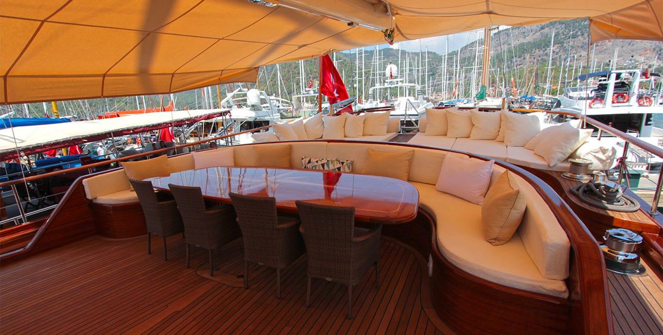Aboard CARPE DIEM V a 154ft (47m) luxury sailing yacht , built by KOYUNBABA BOAT MANUFACTURING in 2012