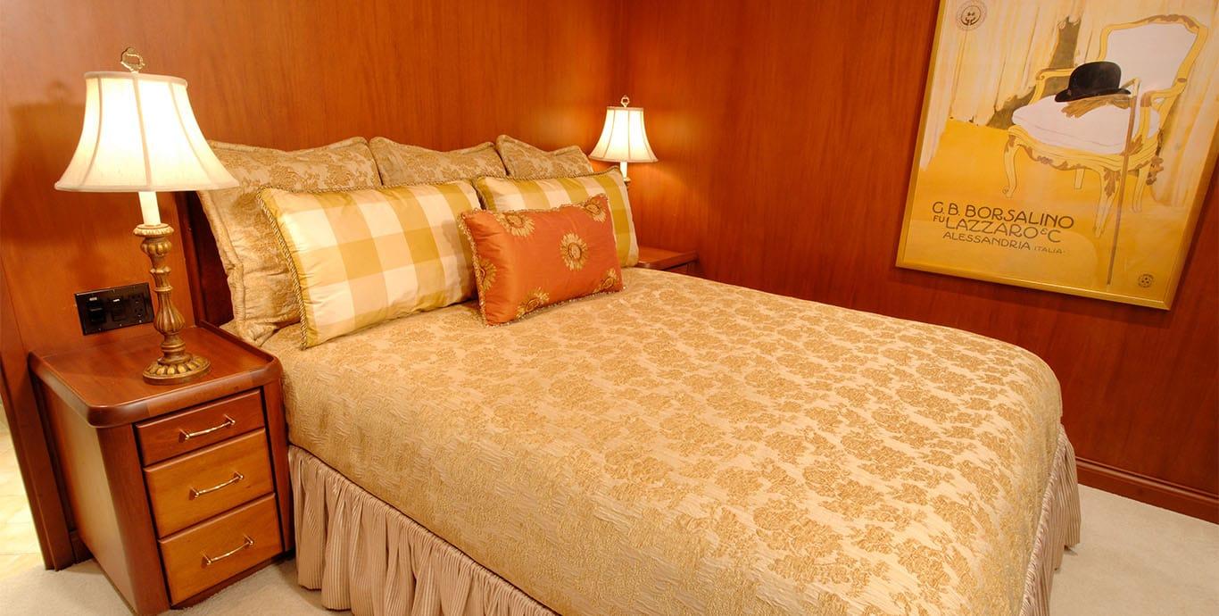 Aboard OCEAN PEARL a 115ft (35.05m) luxury motor yacht , built by CHRISTENSEN in 1988