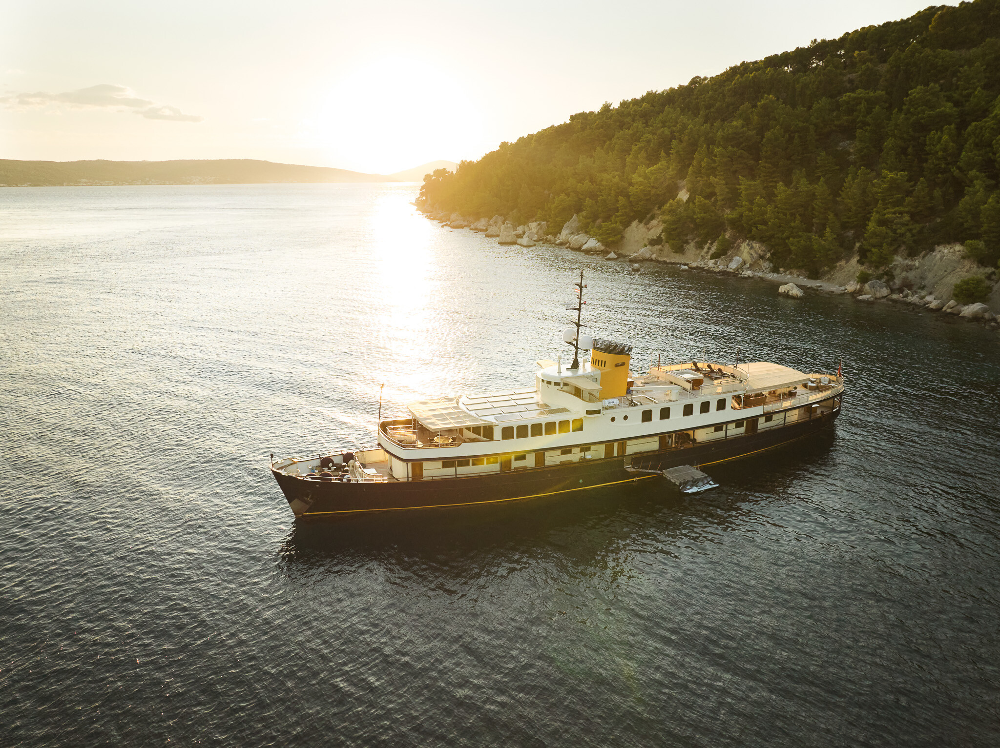 Aboard SEAGULL II a 177ft (54.16m) luxury motor yacht for Sale & Charter available with Fraser Yachts, built by ULJANIK in 1952