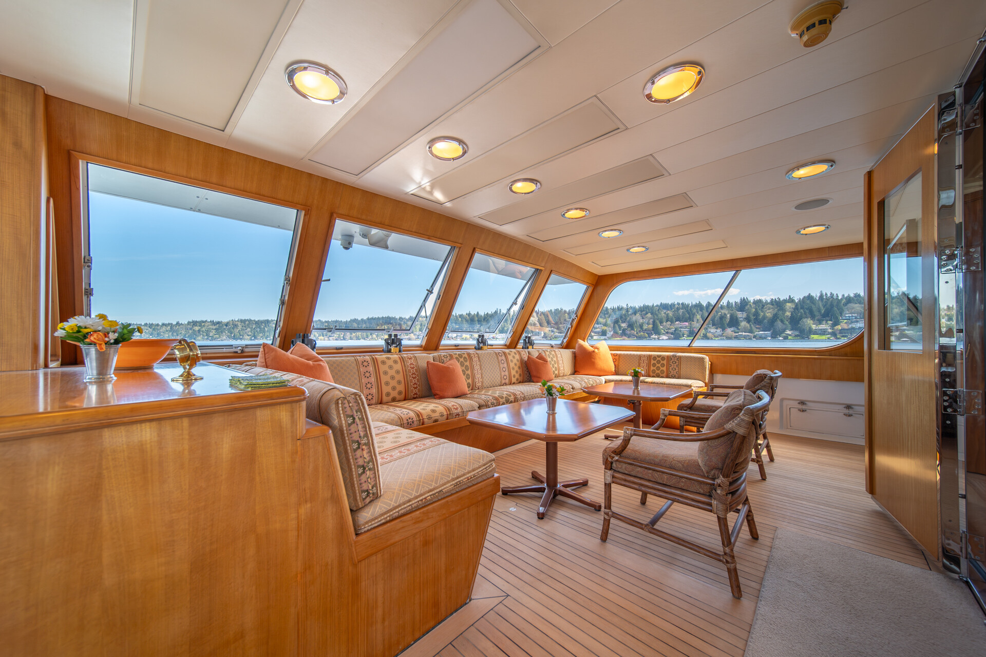 MY ESCAPE OF LONDON motor yacht for Sale by Fraser Yachts, built by TRIDENT SHIPWORKS