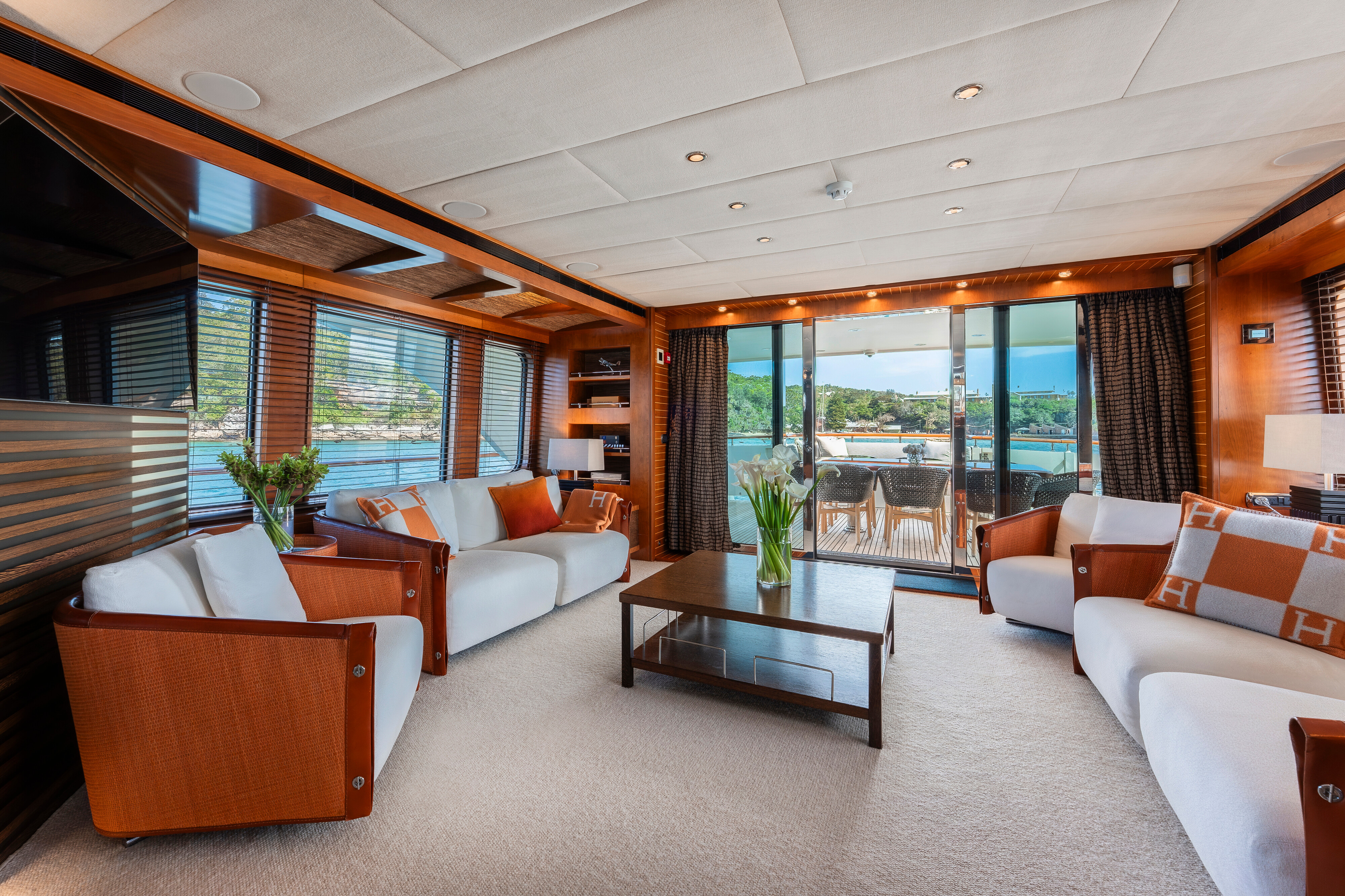 LITTLE PERLE motor yacht for Sale by Fraser Yachts, built by MOONEN SHIPYARD