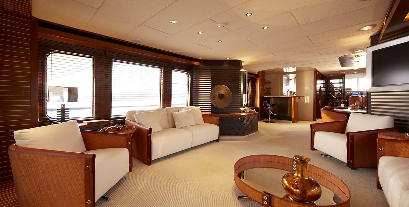 Aboard LITTLE PERLE a 98ft (29.9m) luxury motor yacht , built by MOONEN SHIPYARD in 2008