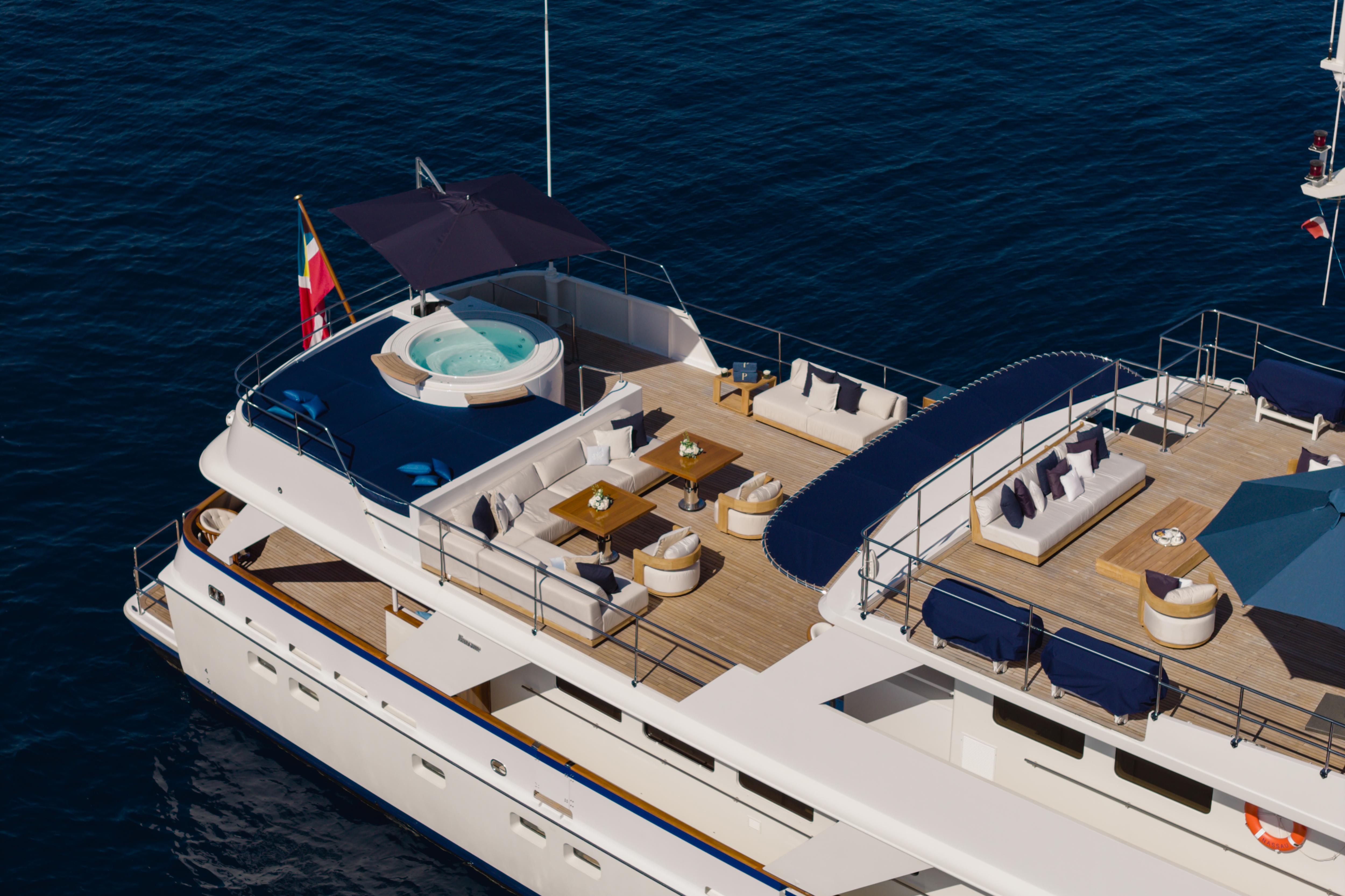 PANACHE motor yacht for Sale by Fraser Yachts, built by FEADSHIP