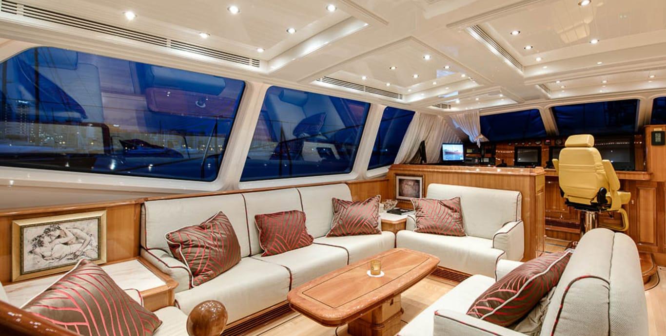 Aboard DELUSHA a 140ft (42.67m) luxury sailing yacht , built by VITTERS in 1999