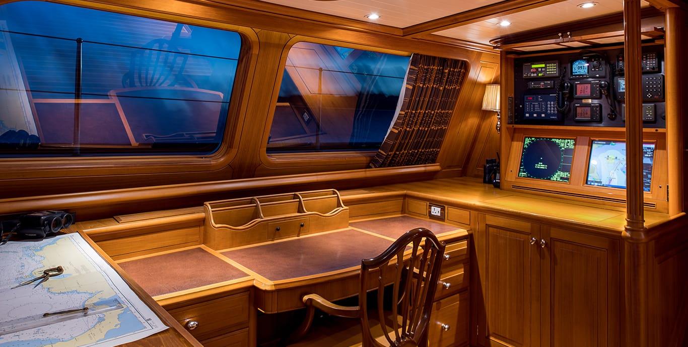 Aboard LEGEND a 112ft (34.14m) luxury sailing yacht , built by ALLOY YACHTS in 1998