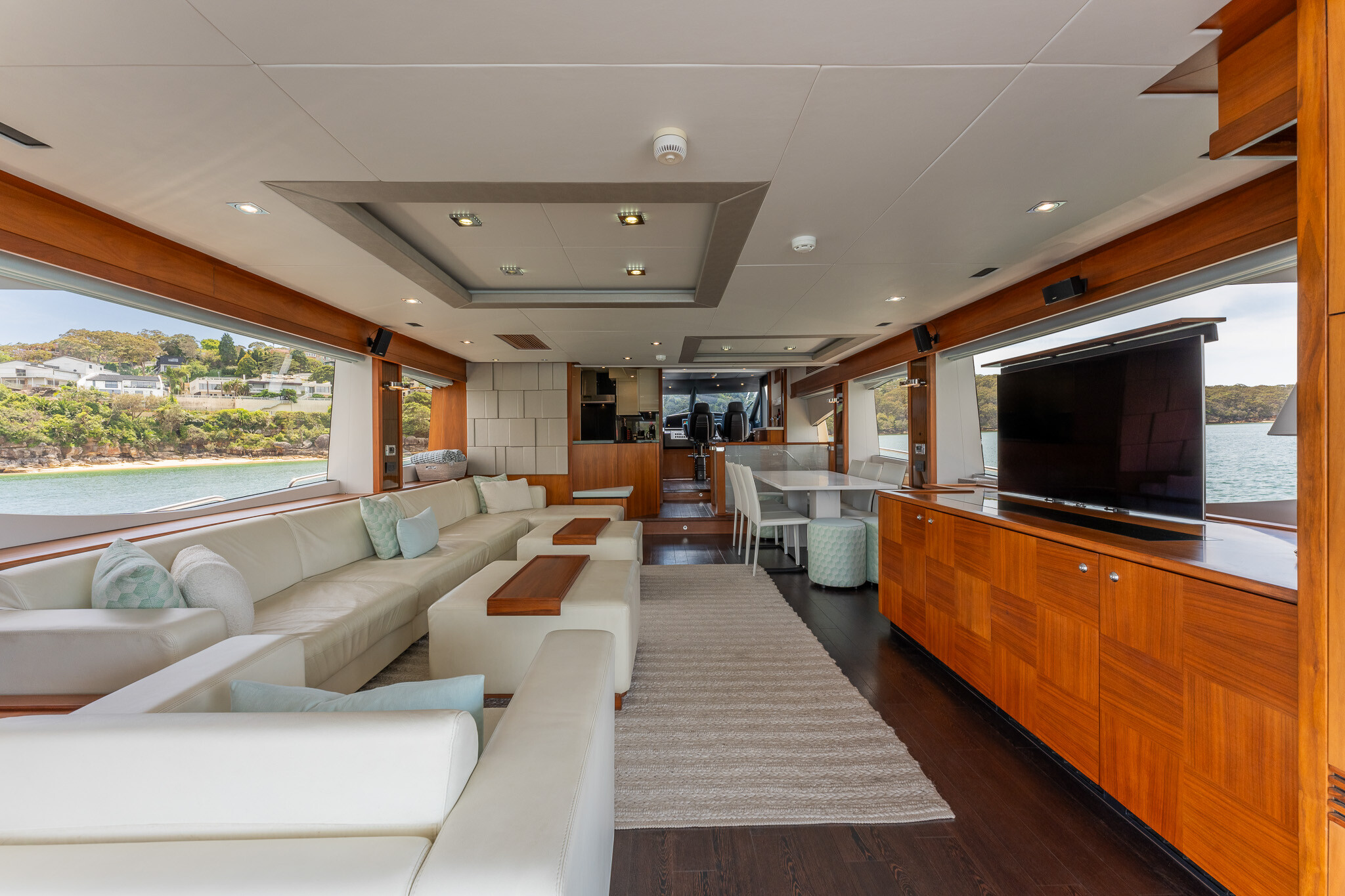 Aboard SYDNEY a 86ft (26.3m) luxury motor yacht for Sale available with Fraser Yachts, built by SUNSEEKER in 2009