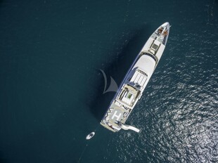 https://media.fraseryachts.com/Yachts/Y457_MC_MC/images/yachtfolio/vicky-heli-shot_102567-w9tpCBO2.jpg?vh=c2e71d&w=310