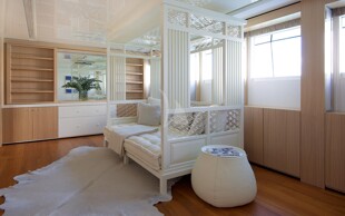 https://media.fraseryachts.com/Yachts/Y457_MC_MC/images/yachtfolio/vicky-owner-s-private-salon-with-daybed_102537-6ORD30Qr.jpg?vh=6a1889&w=310