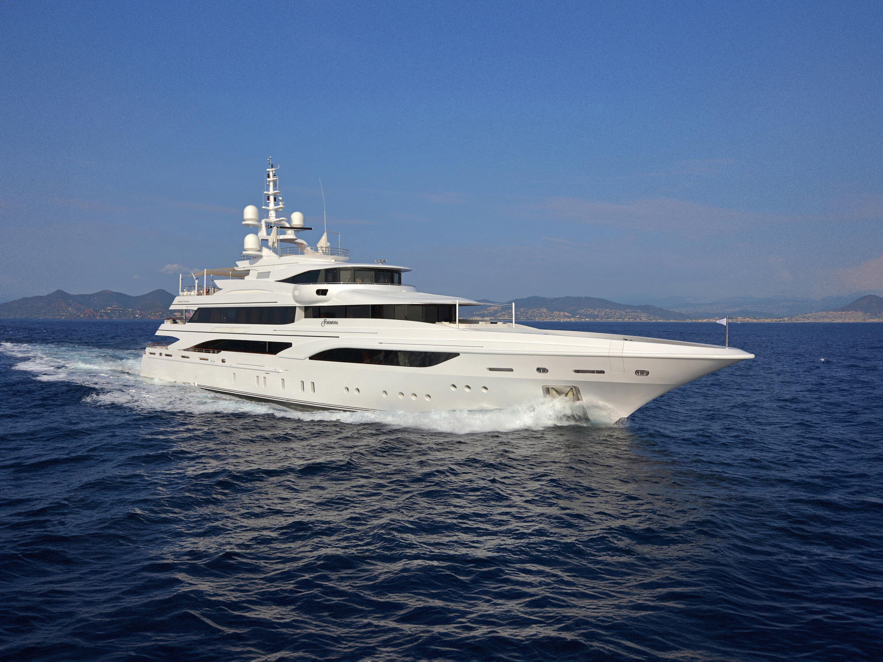 FORMOSA motor yacht for Sale & Charter by Fraser Yachts, built by BENETTI
