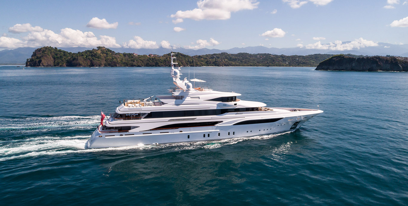 Aboard FORMOSA a 196ft (59.99m) luxury motor yacht for Charter available with Fraser Yachts, built by BENETTI in 2015