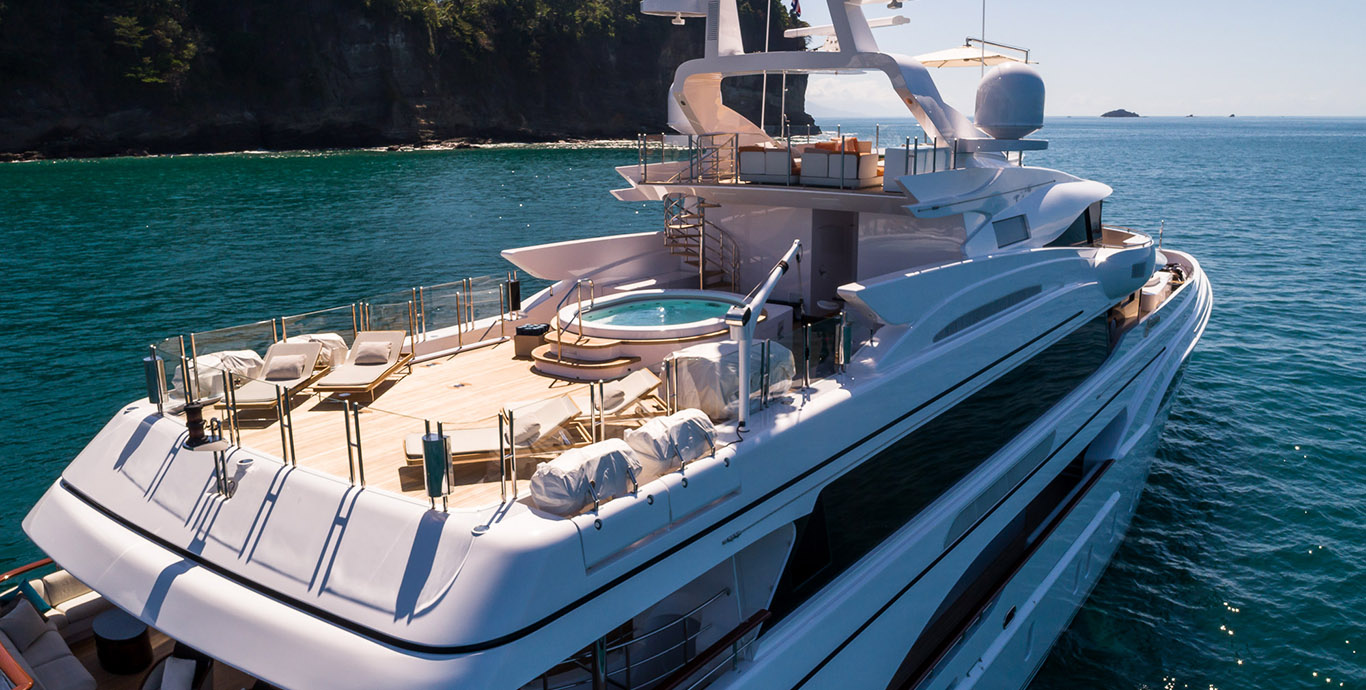 FORMOSA YACHT FOR CHARTER FRASER