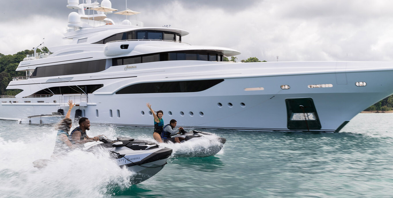 FORMOSA YACHT FOR CHARTER FRASER