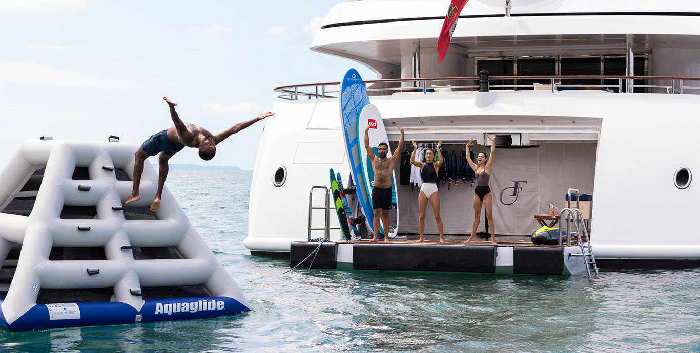 FORMOSA YACHT FOR CHARTER FRASER