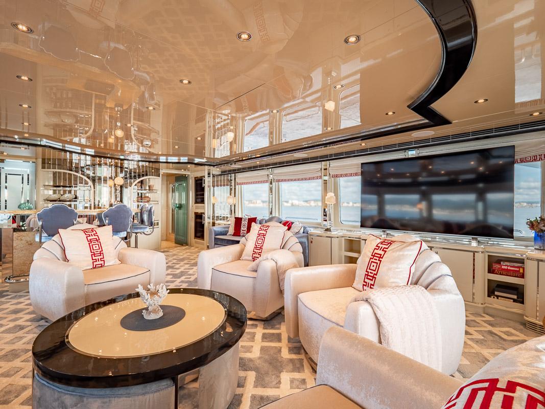 Aboard LADY LUCY a 130ft (39.8m) luxury motor yacht , built by HEESEN in 2001