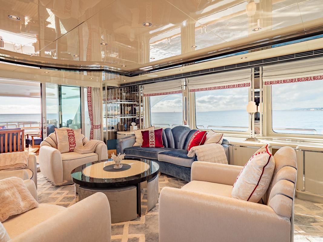 Aboard LADY LUCY a 130ft (39.8m) luxury motor yacht , built by HEESEN in 2001
