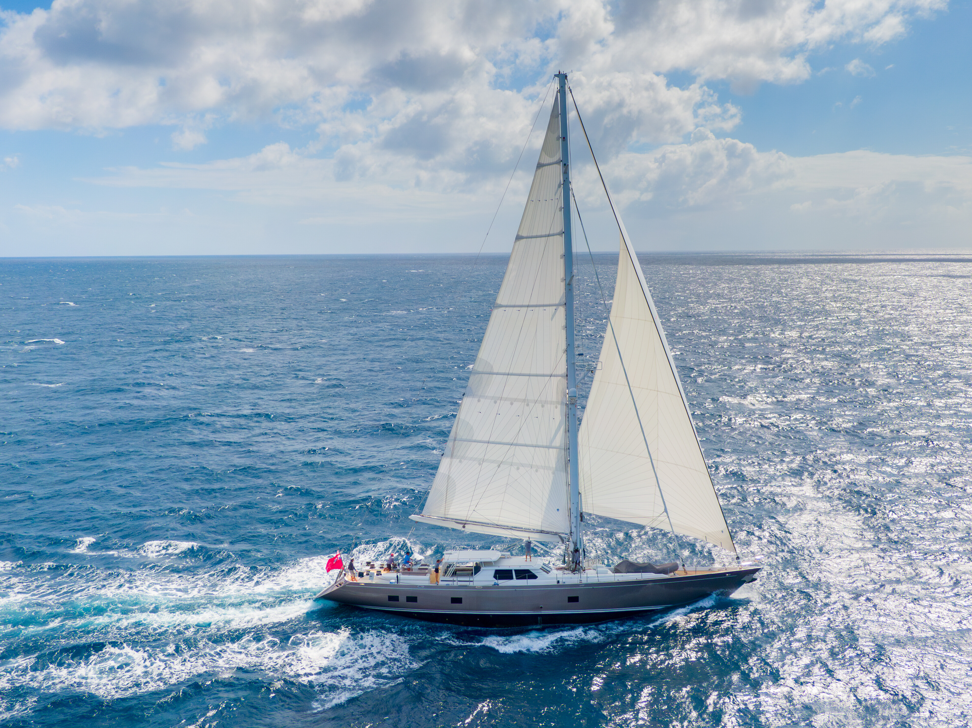 VAGABOND Yacht Fraser