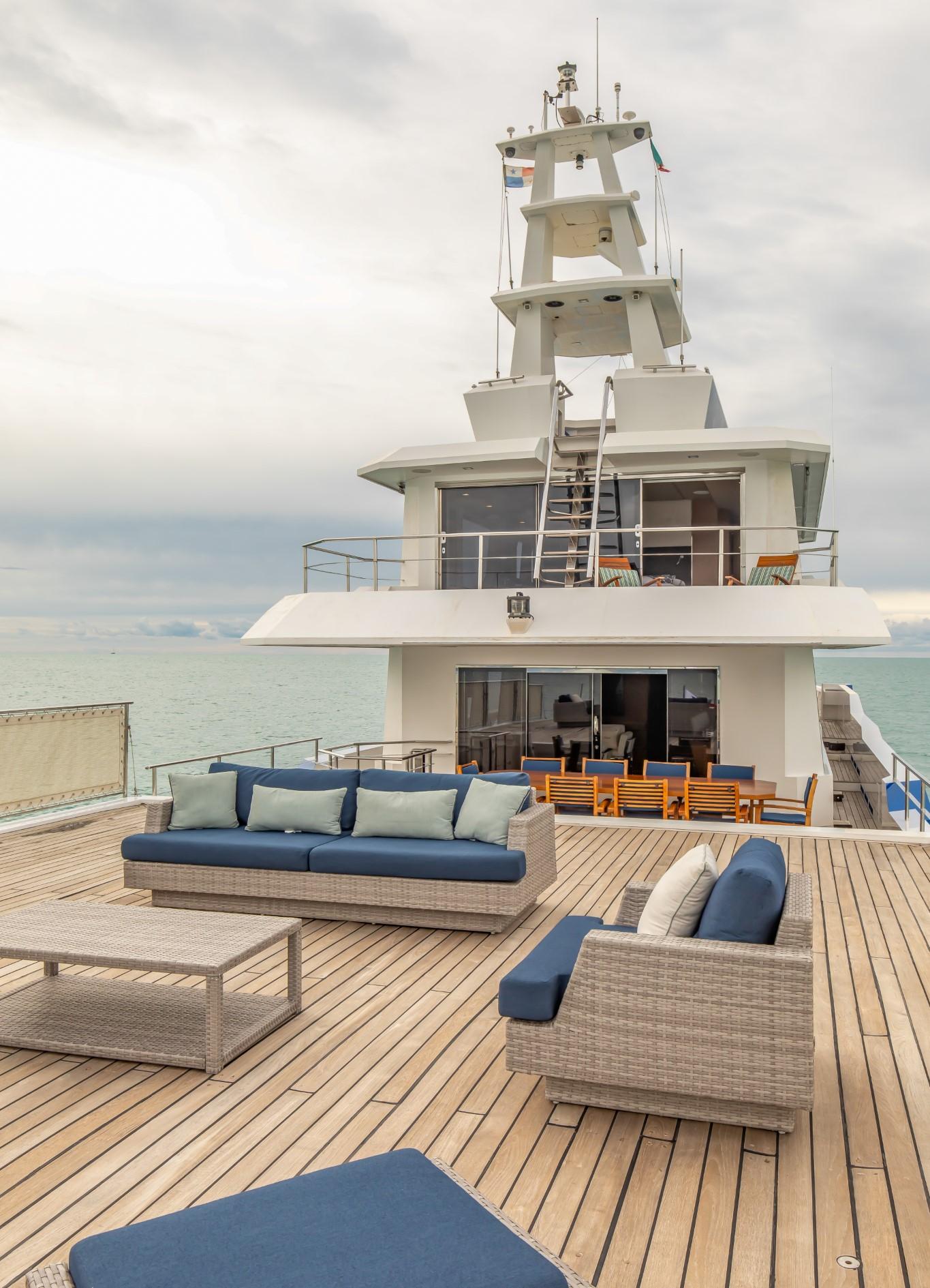 001 Bridge Deck Aft CKLASS NAUTIQUE 149' Niigata 0L5A0763 copia (Custom)-AwaEtxGi.jpg