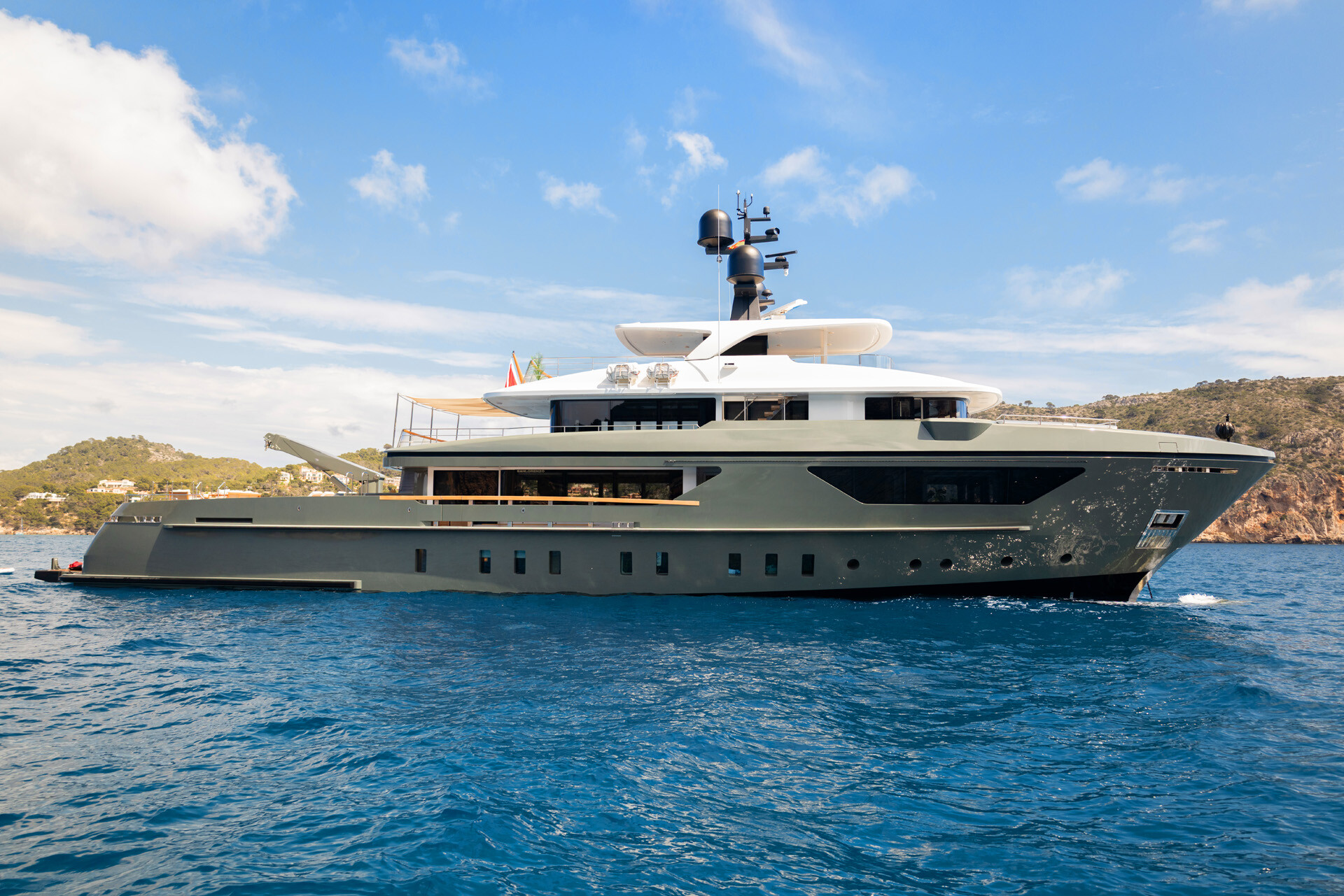 MOKA motor yacht by Fraser Yachts, built by SANLORENZO